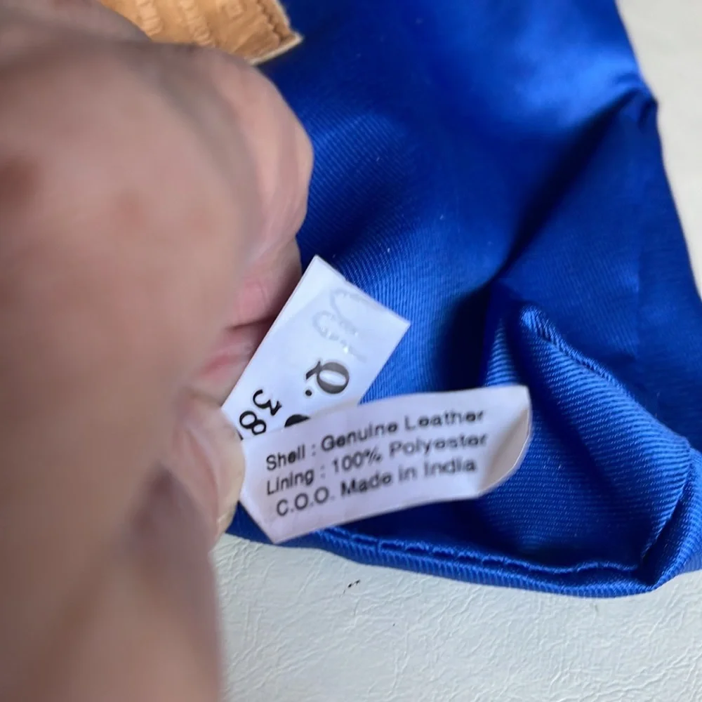 #Artistic Expressions 1827 - Picture 7 of 9